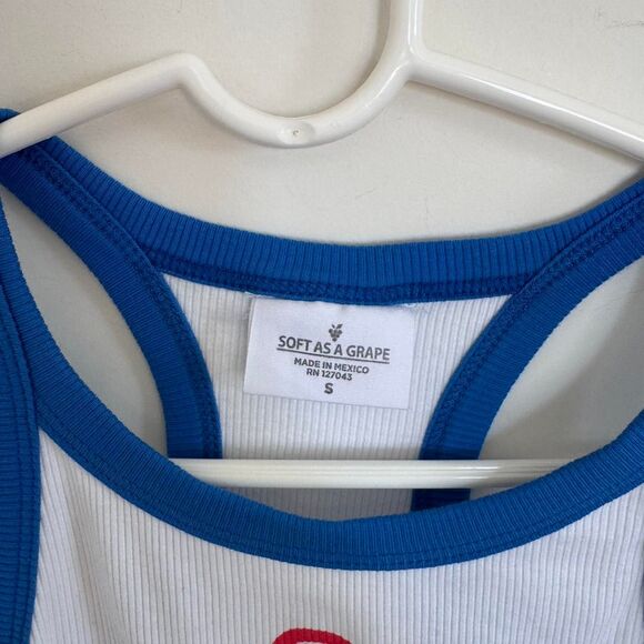 Soft As A Grape Women's Chicago Cubs Tank Top MLB Small - Picture 2 of 4